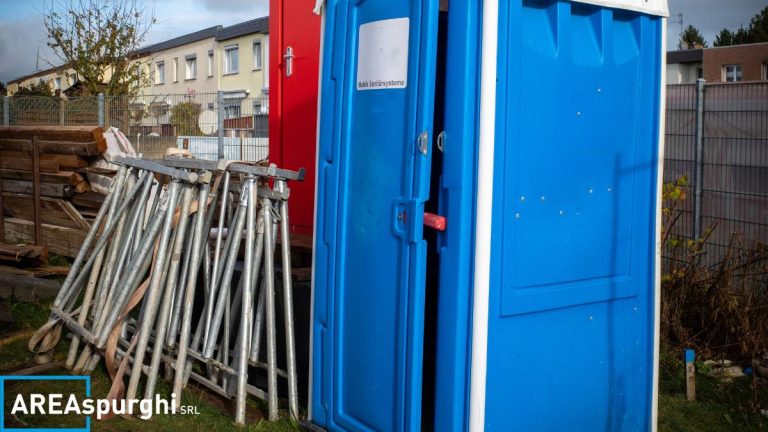 Bagno chimico portatile da cantiere
